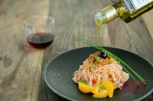 トマトとオレンジの冷製パスタ