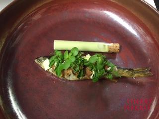 鮎のコンフィ ミントソースヴィネグレット