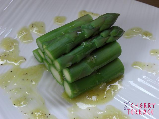 旬野菜のオニオンビネグレットソース