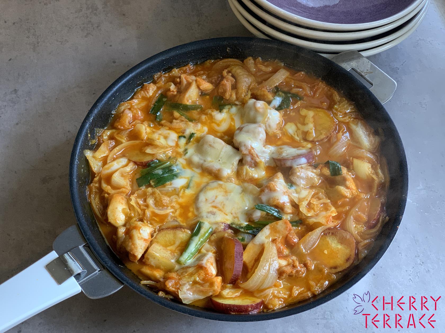 チーズ・ダッカルビ